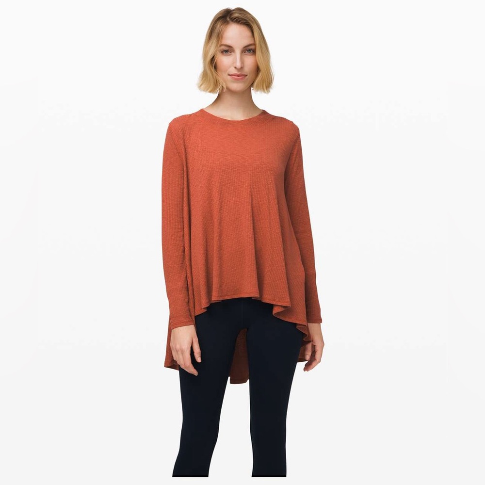 Lululemon Dare to Drape ribbed knit long sleeve shirt in Rustic Clay